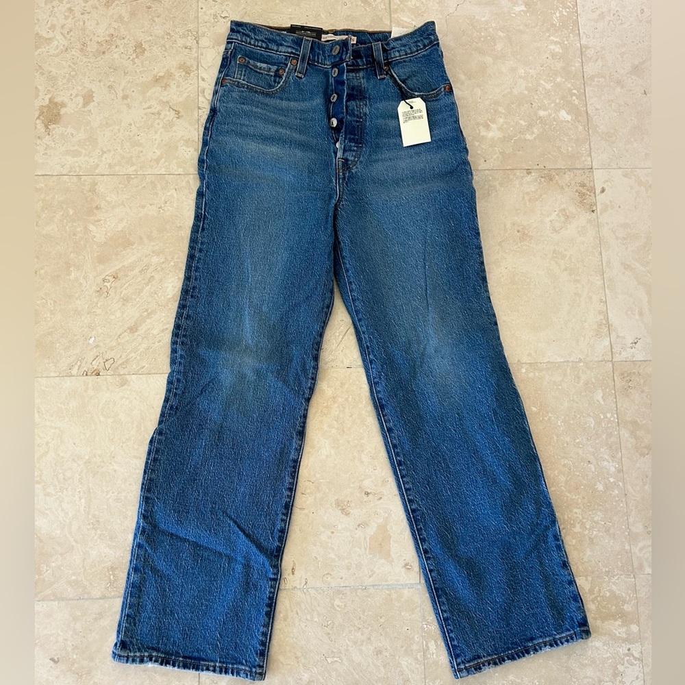 Levi's Ribcage Straight Ankle Jeans
